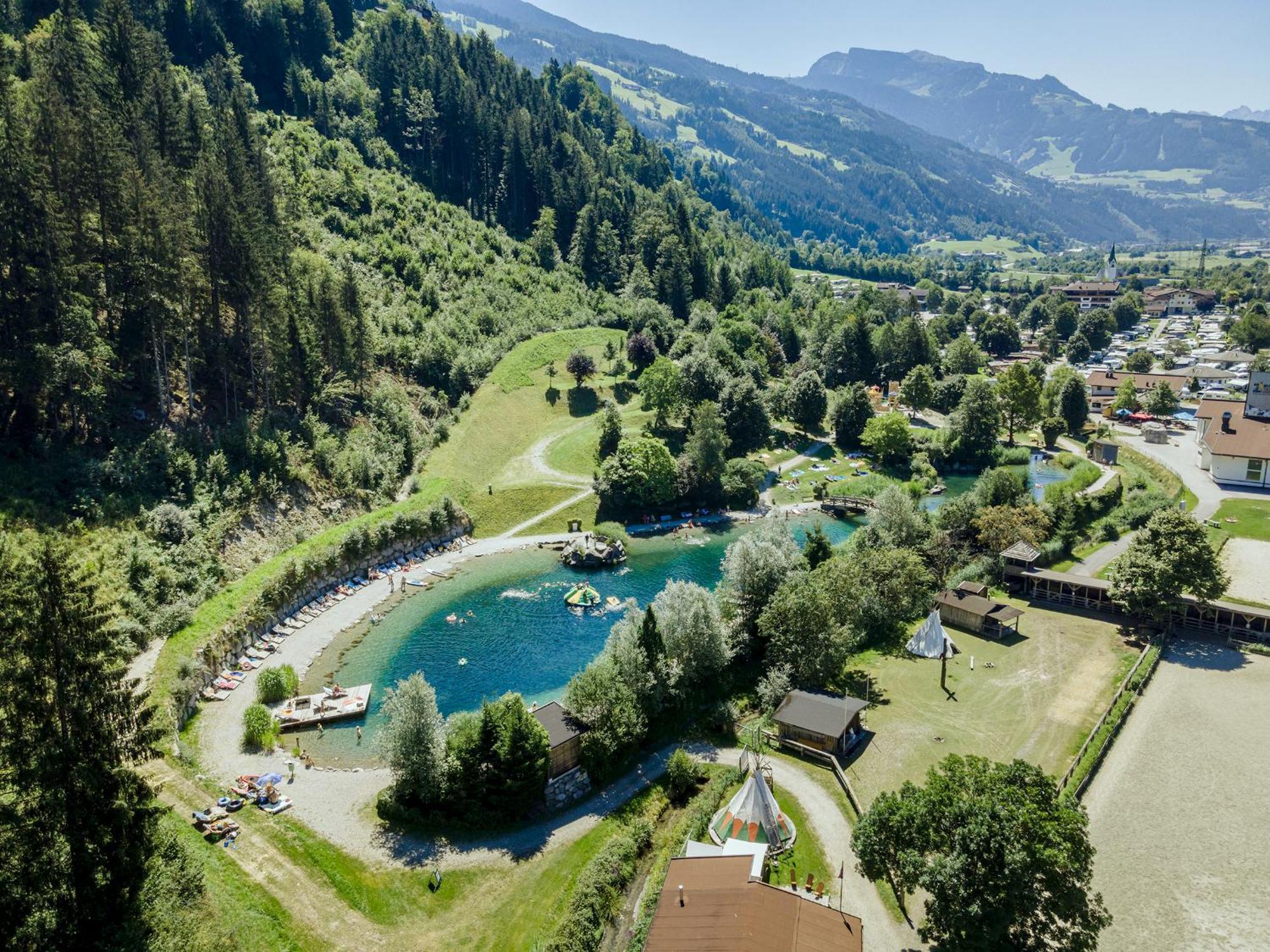 Chalet - Direkt Am 5 Sterne Campingplatz Aufenfeld Im Zillertal Mit Hallenbad Und Sauna Aschau Im Zillertal Exterior photo