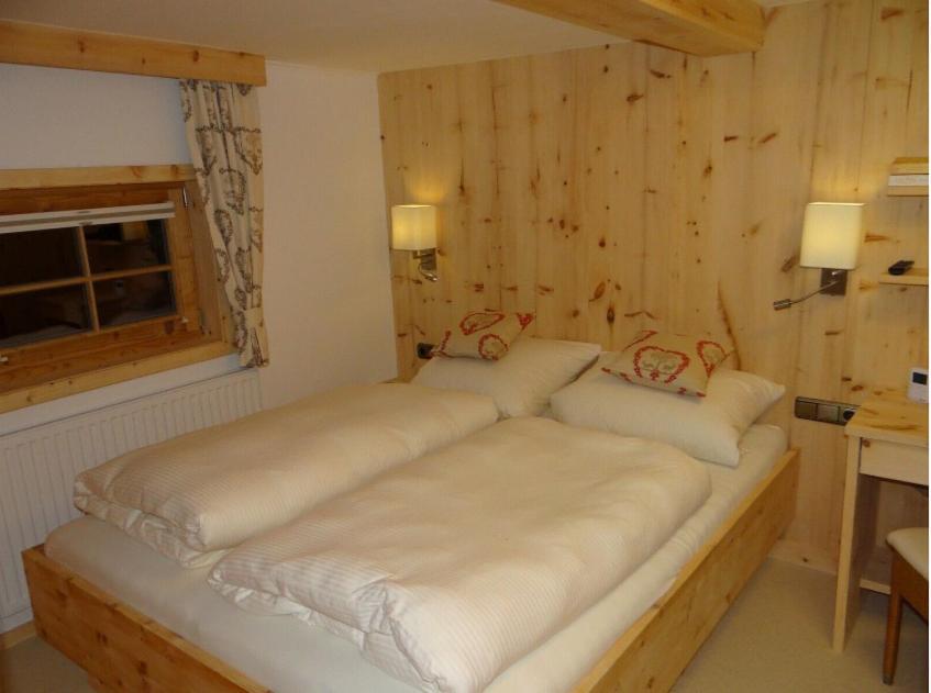 Chalet - Direkt Am 5 Sterne Campingplatz Aufenfeld Im Zillertal Mit Hallenbad Und Sauna Aschau Im Zillertal Exterior photo
